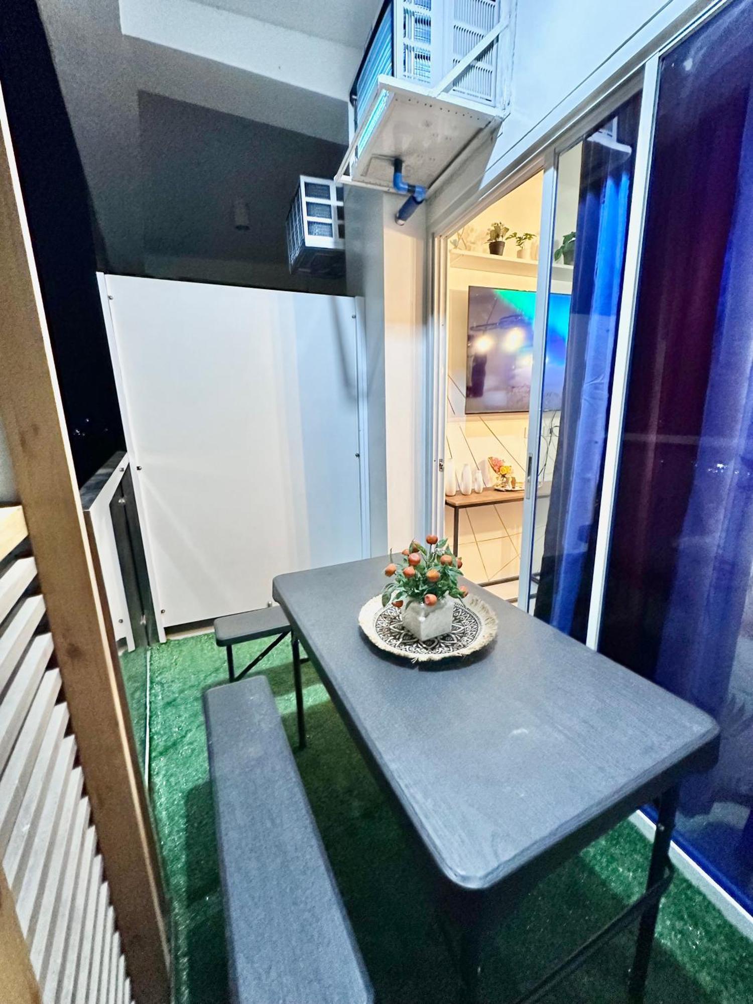 Aesthetic One Bedroom Beside Sm W Pool, Wifi And Netflix Cagayan de Oro Luaran gambar