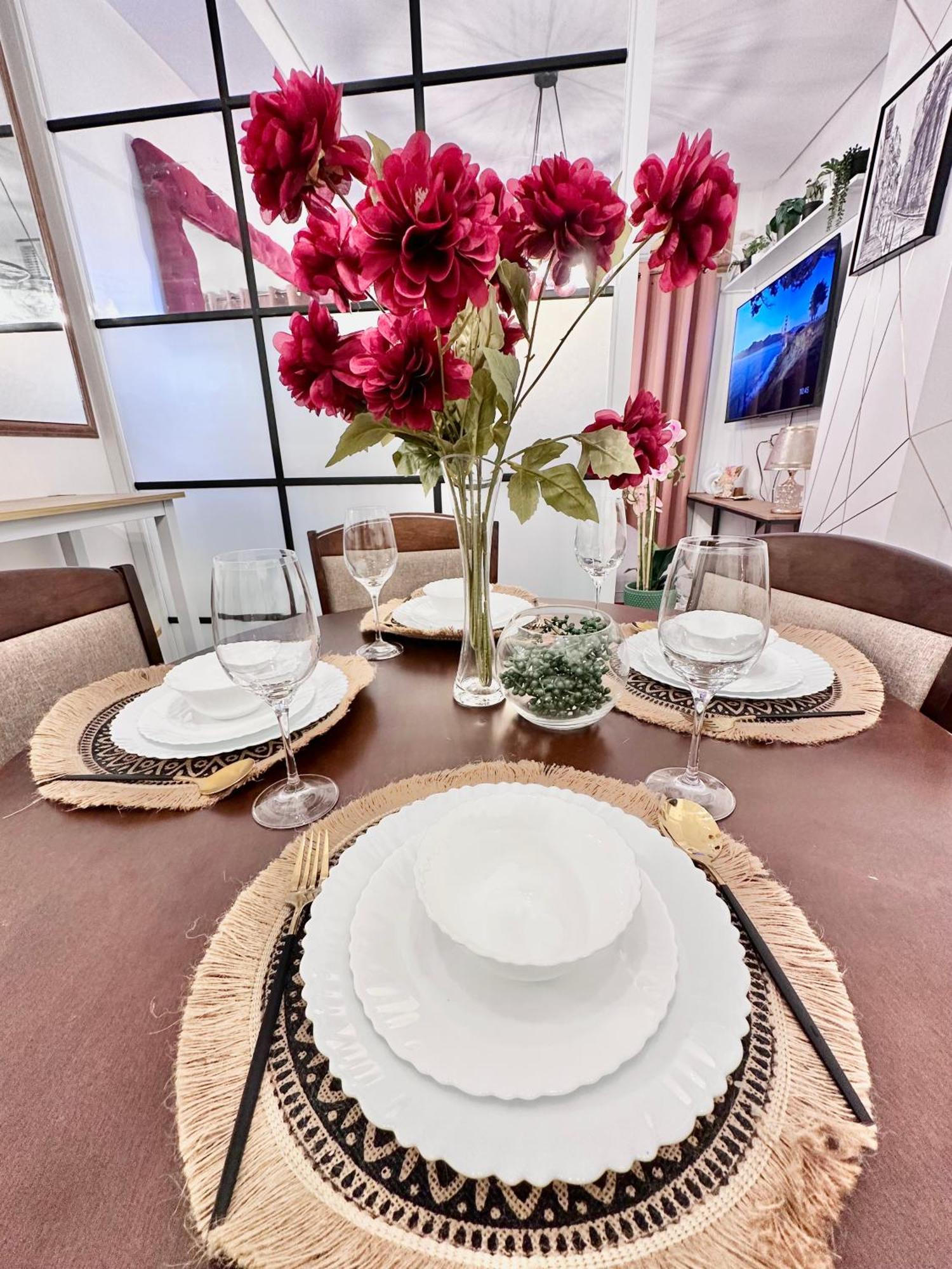 Aesthetic One Bedroom Beside Sm W Pool, Wifi And Netflix Cagayan de Oro Luaran gambar