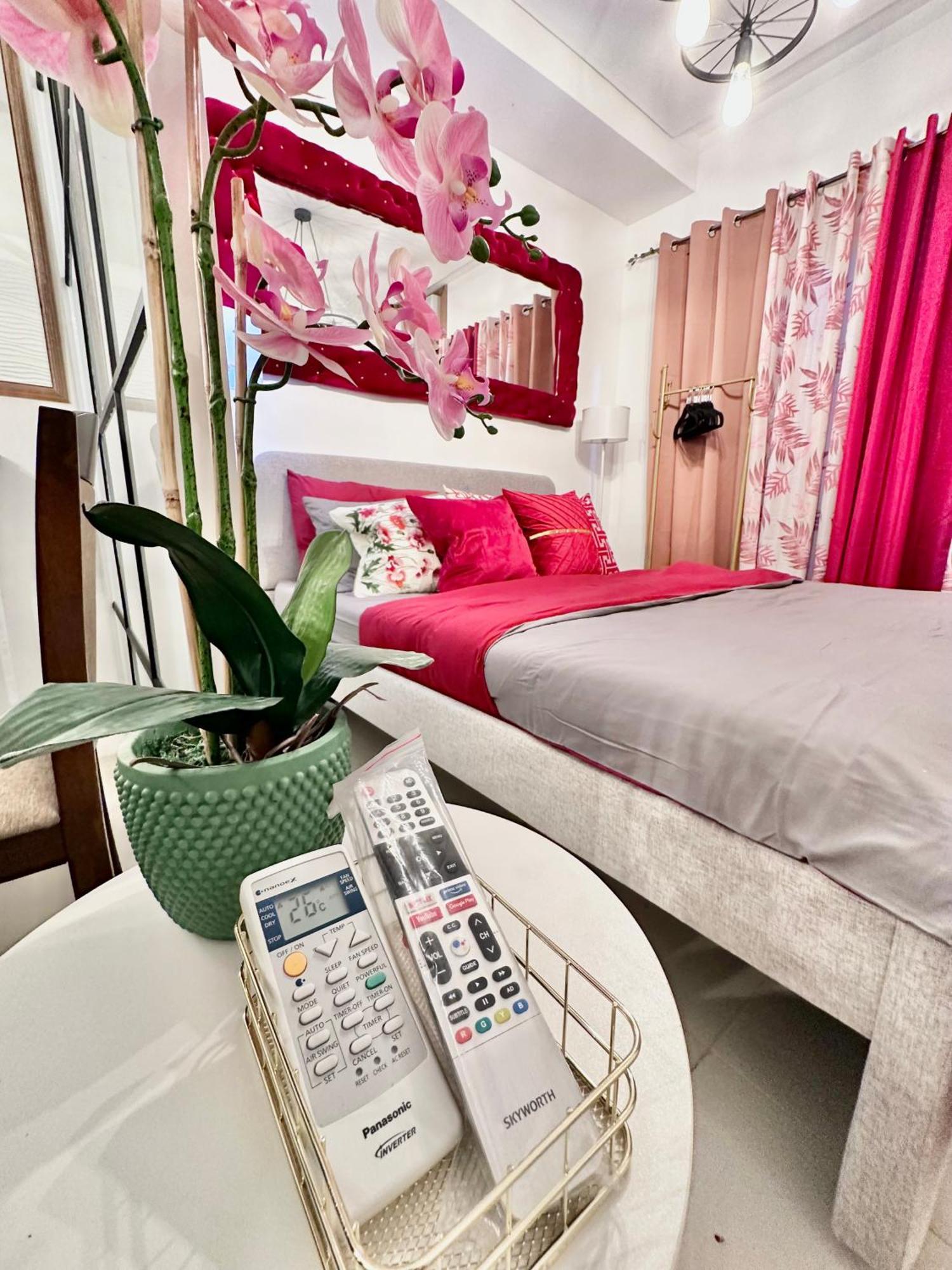 Aesthetic One Bedroom Beside Sm W Pool, Wifi And Netflix Cagayan de Oro Luaran gambar